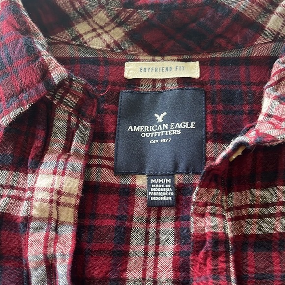 American Eagle Outfitters Long Sleeve Plaid Boyfriend Fit Half Button Up Size M - Picture 2 of 6